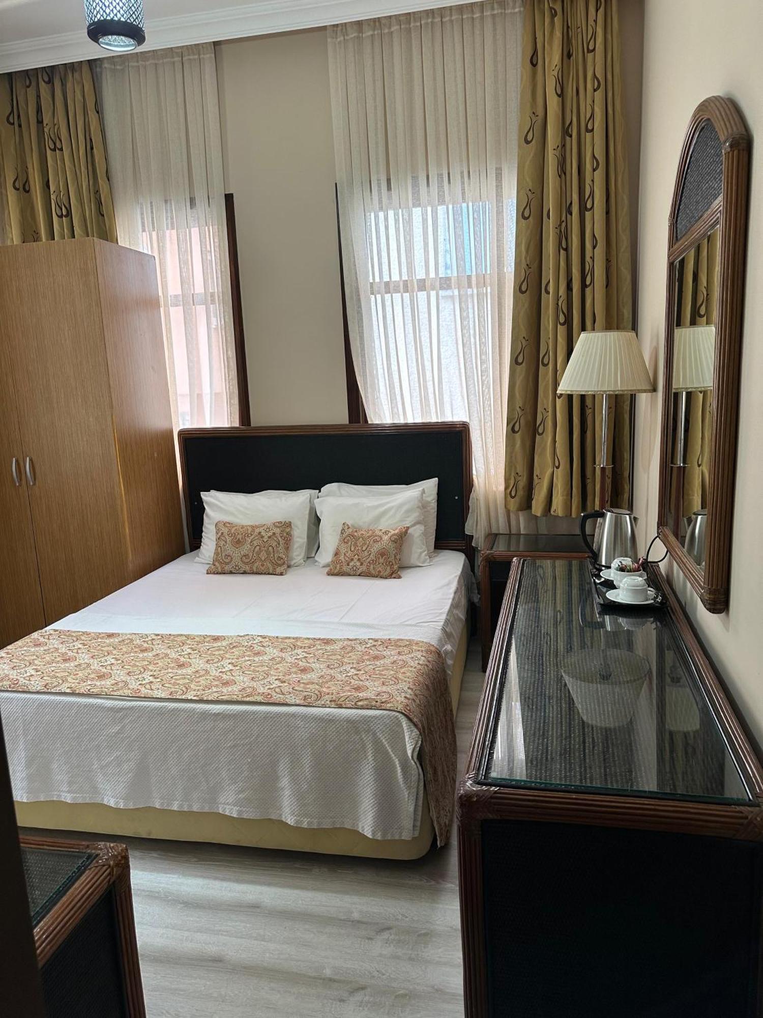 Loost Town Inn Hotel Antalya Zewnętrze zdjęcie